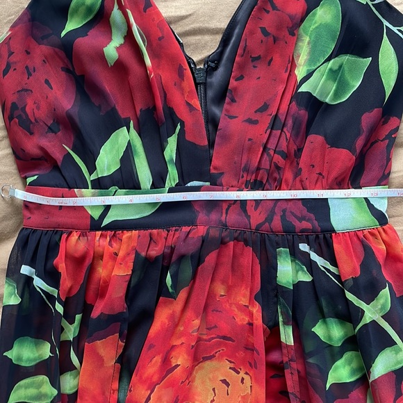 BEBE MAXI DRESS BLACK RED ROSES 6 - Picture 6 of 8